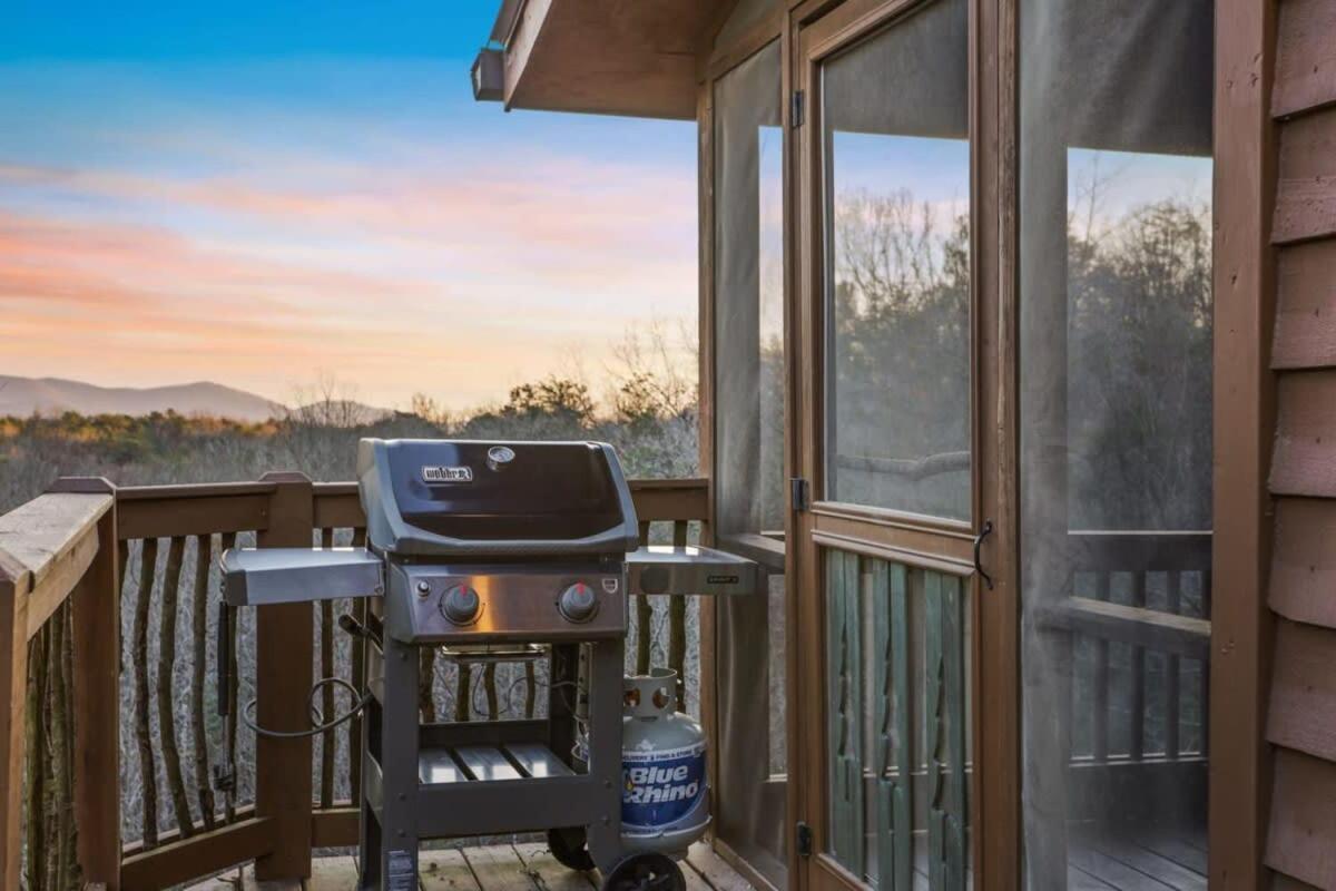 Mountain Views Hot Tub Firepit Close To Town ブルーリッジ山脈 エクステリア 写真