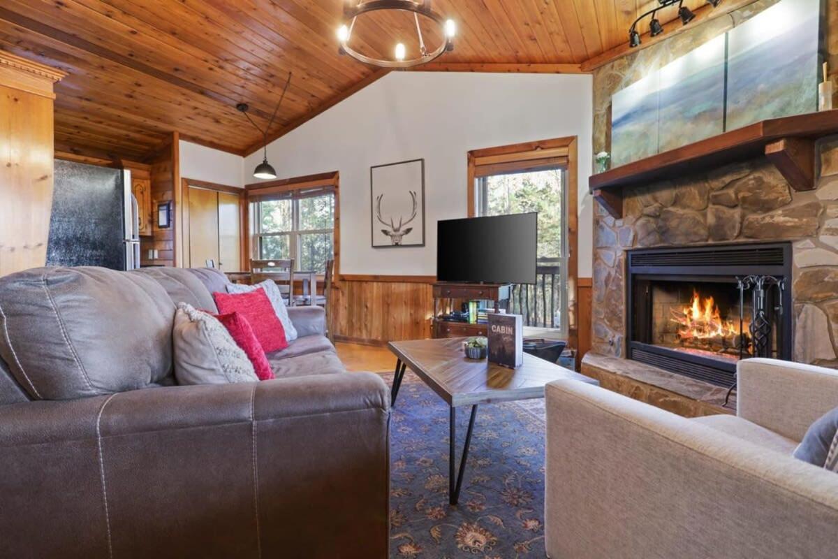 Mountain Views Hot Tub Firepit Close To Town ブルーリッジ山脈 エクステリア 写真