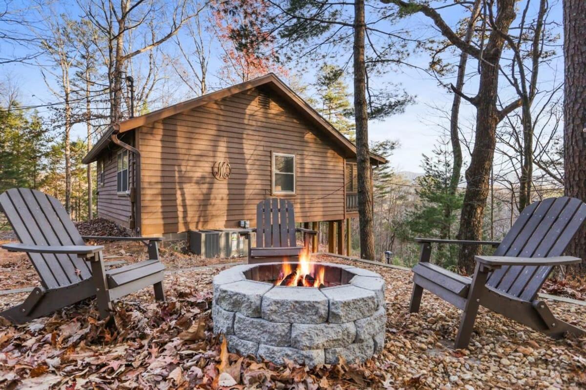 Mountain Views Hot Tub Firepit Close To Town ブルーリッジ山脈 エクステリア 写真